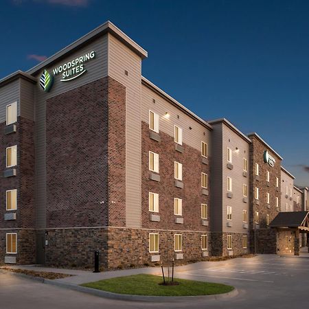 Woodspring Suites Coralville Iowa City Exterior foto